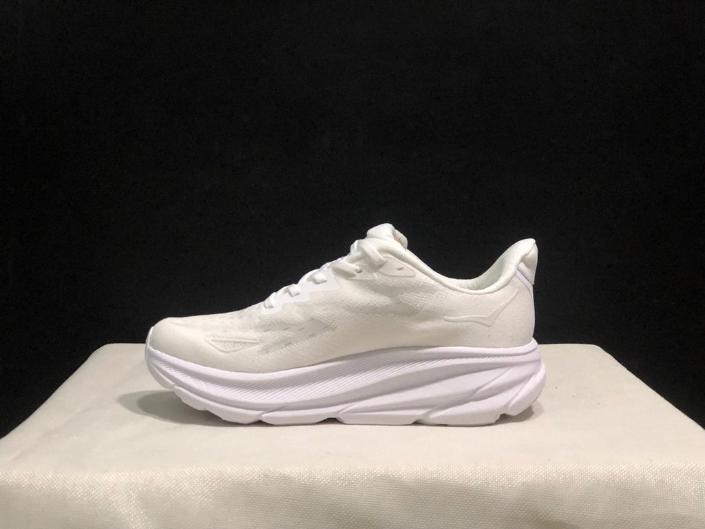 HOKA ONE ONE Clifton 9 Running Shoes