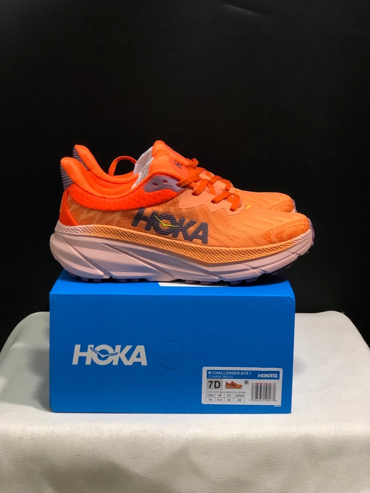 HOKA ONE ONE Challenger 7 Trail Running Shoes